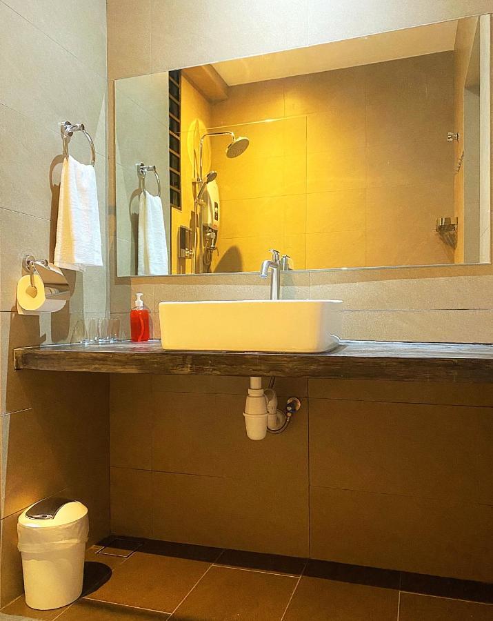 Amadel Residence 爱媄德民宿 16 Malacca Exterior foto